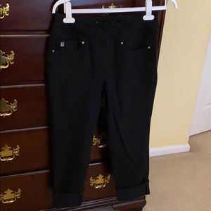 Kim Gravel Flexibelle Cuffed Jeans in black